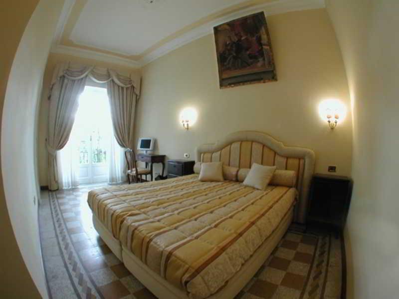 Episcopo Lipinsky Luxury Suites Rom Zimmer foto